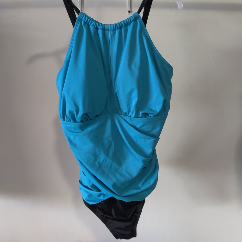 NWoT Unknown Brand Women's Keyhole Shirred Side One Piece Blue Size 18 10HL149